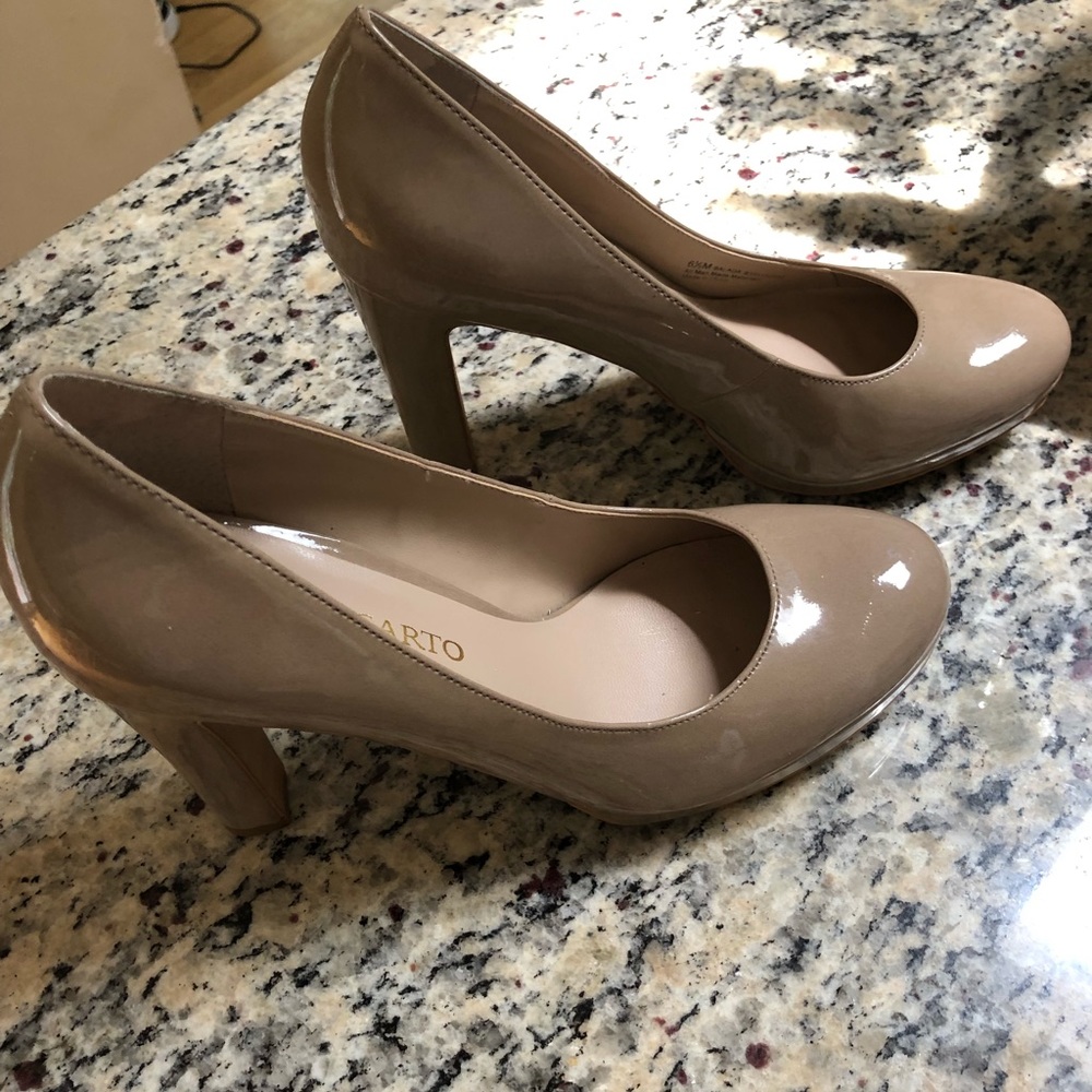 Franco Sarto Pumps